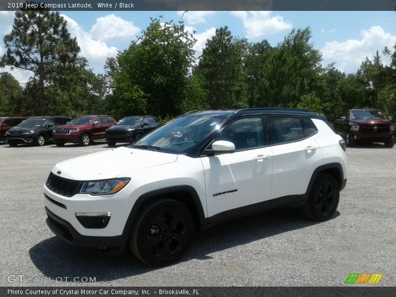 White / Black 2018 Jeep Compass Latitude