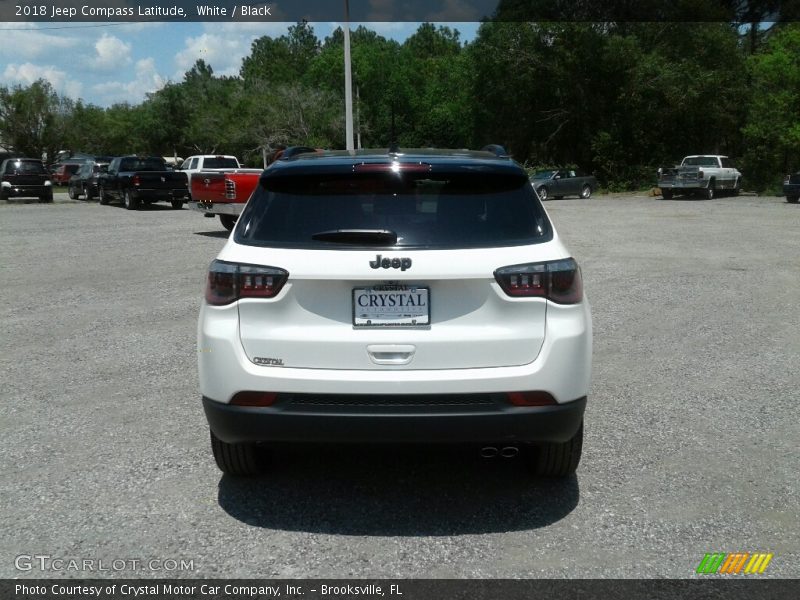 White / Black 2018 Jeep Compass Latitude