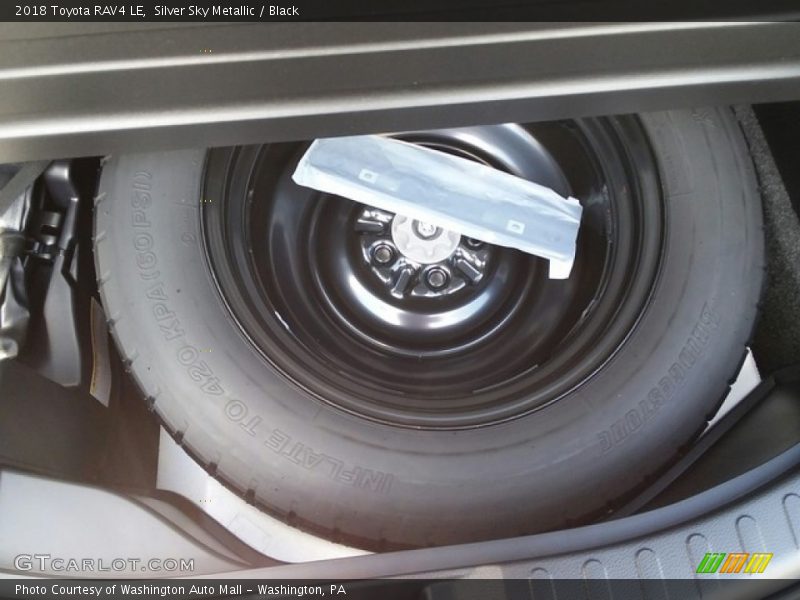 Silver Sky Metallic / Black 2018 Toyota RAV4 LE