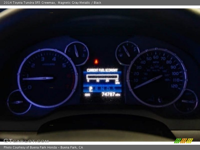 Magnetic Gray Metallic / Black 2014 Toyota Tundra SR5 Crewmax