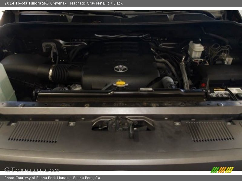 Magnetic Gray Metallic / Black 2014 Toyota Tundra SR5 Crewmax