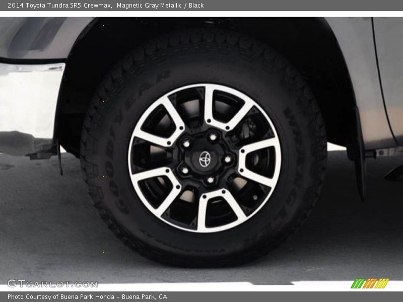 Magnetic Gray Metallic / Black 2014 Toyota Tundra SR5 Crewmax