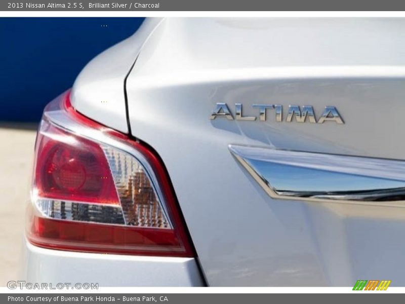Brilliant Silver / Charcoal 2013 Nissan Altima 2.5 S