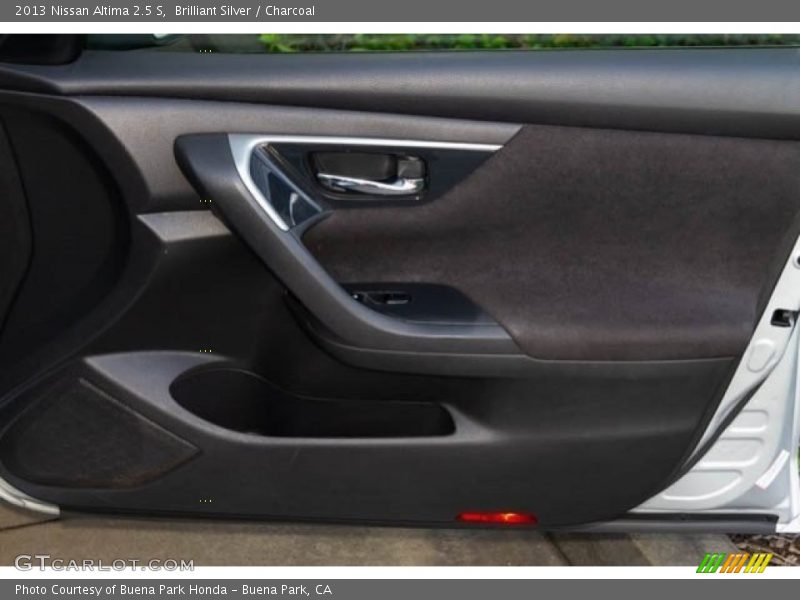 Brilliant Silver / Charcoal 2013 Nissan Altima 2.5 S