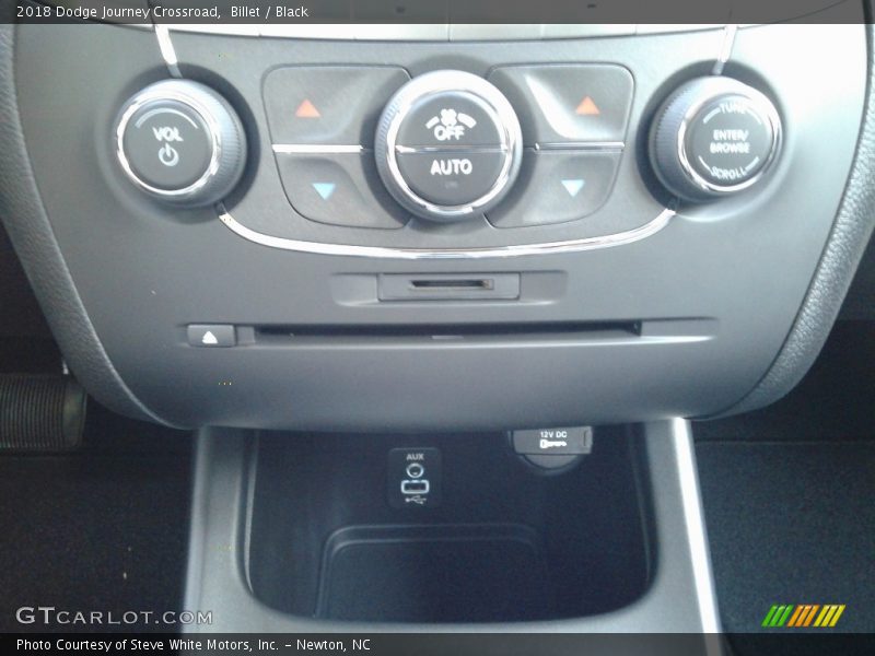 Billet / Black 2018 Dodge Journey Crossroad