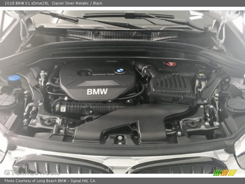 Glacier Silver Metallic / Black 2018 BMW X1 sDrive28i