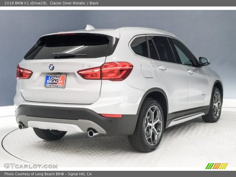 Glacier Silver Metallic / Black 2018 BMW X1 sDrive28i