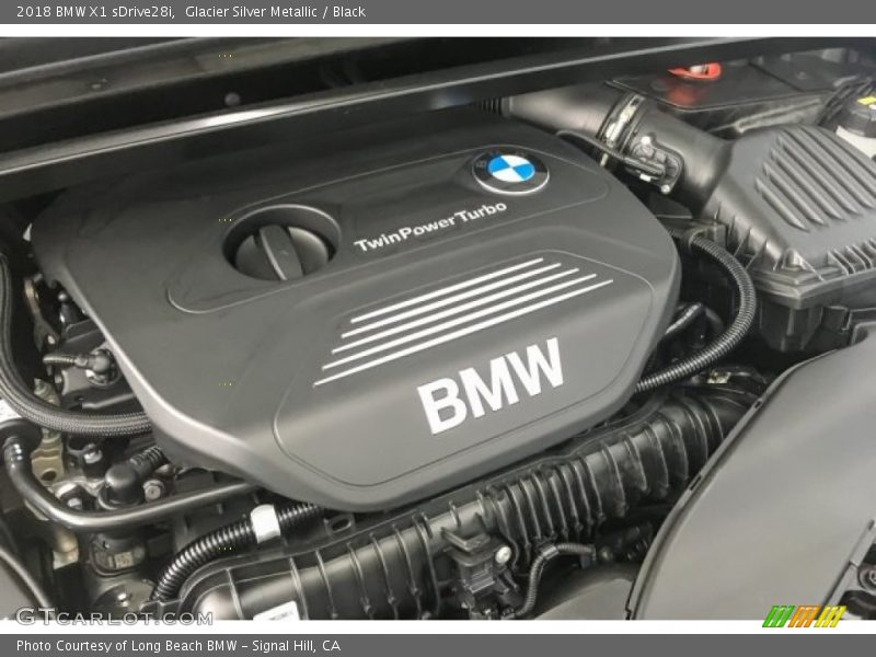 Glacier Silver Metallic / Black 2018 BMW X1 sDrive28i