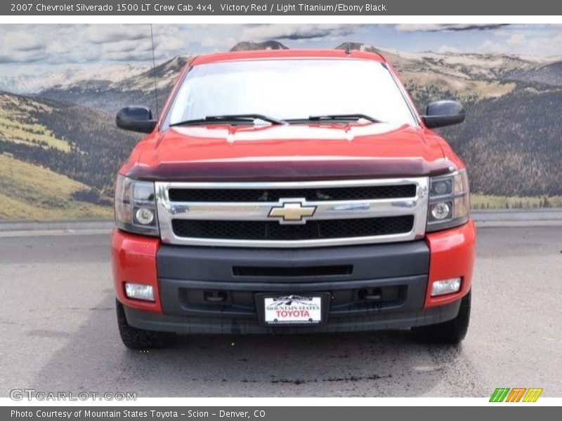 Victory Red / Light Titanium/Ebony Black 2007 Chevrolet Silverado 1500 LT Crew Cab 4x4