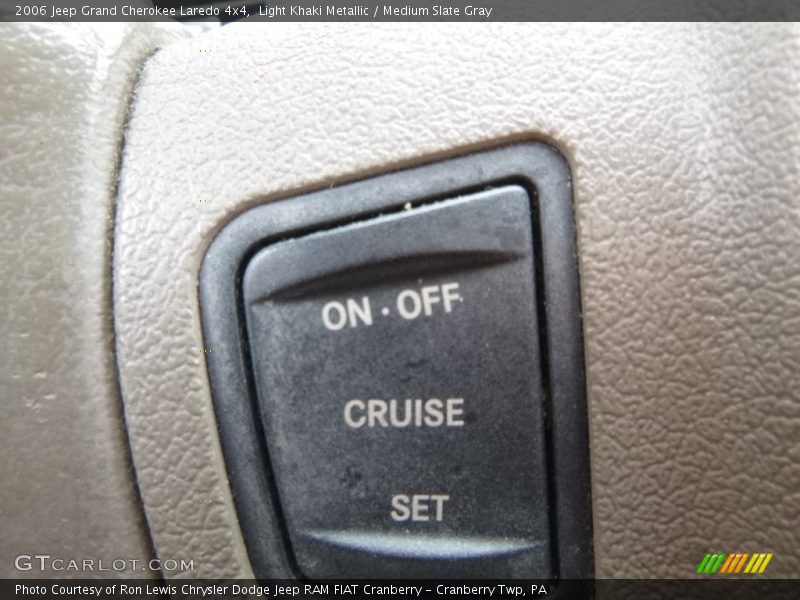 Light Khaki Metallic / Medium Slate Gray 2006 Jeep Grand Cherokee Laredo 4x4