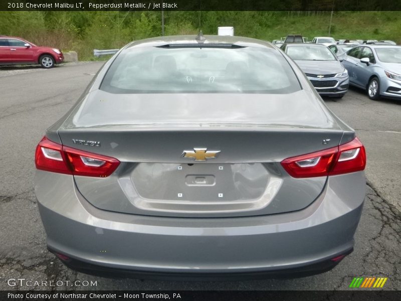 Pepperdust Metallic / Jet Black 2018 Chevrolet Malibu LT