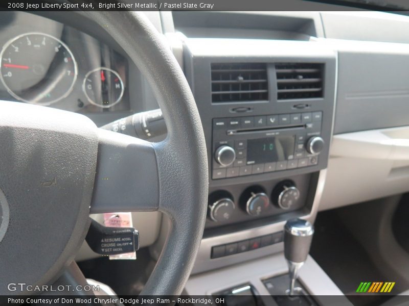 Bright Silver Metallic / Pastel Slate Gray 2008 Jeep Liberty Sport 4x4