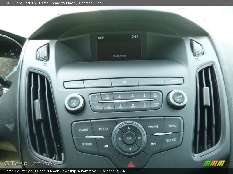 Shadow Black / Charcoal Black 2018 Ford Focus SE Hatch