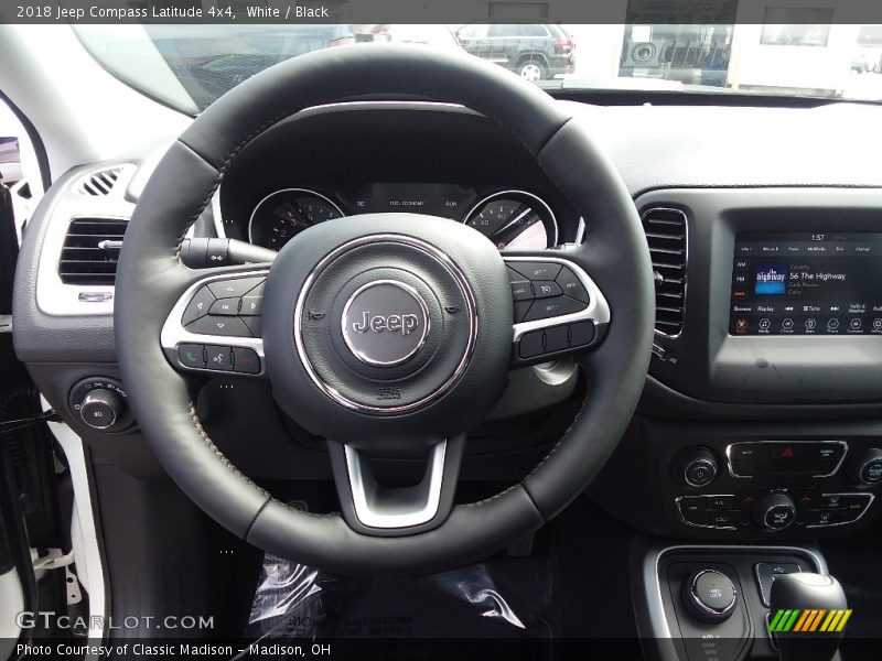 White / Black 2018 Jeep Compass Latitude 4x4