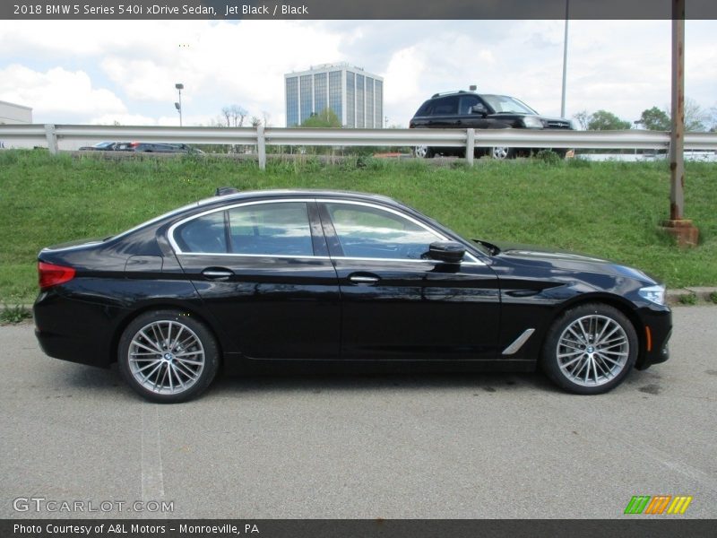 Jet Black / Black 2018 BMW 5 Series 540i xDrive Sedan