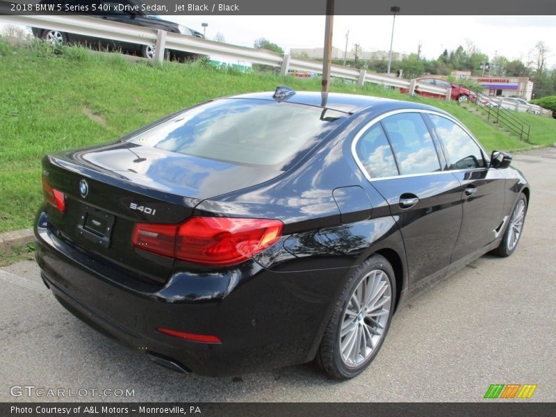 Jet Black / Black 2018 BMW 5 Series 540i xDrive Sedan