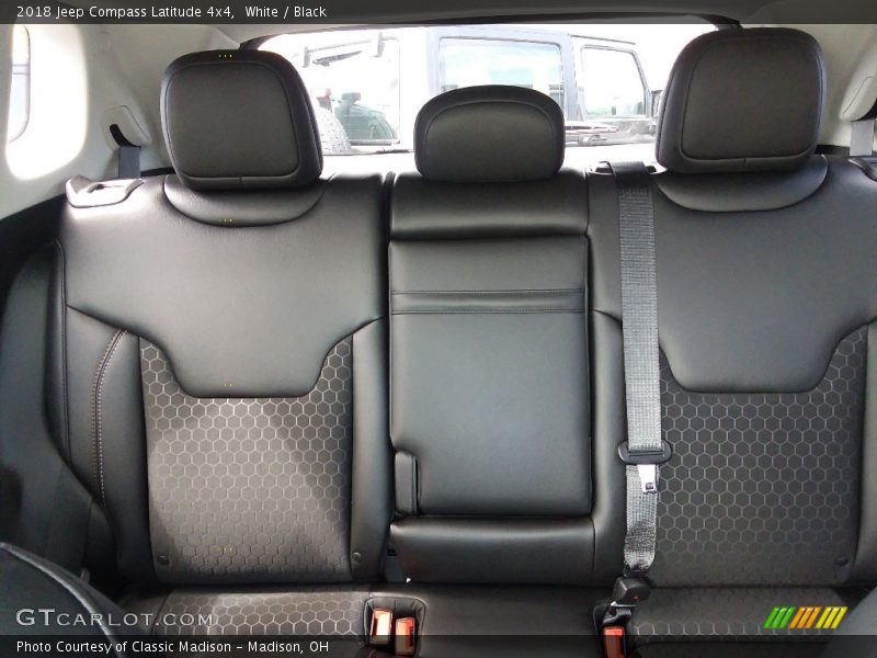 White / Black 2018 Jeep Compass Latitude 4x4