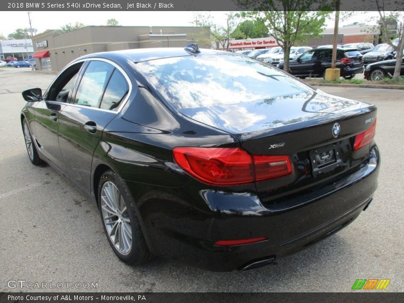 Jet Black / Black 2018 BMW 5 Series 540i xDrive Sedan