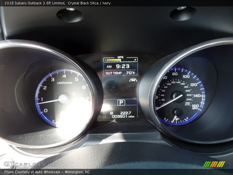 Crystal Black Silica / Ivory 2018 Subaru Outback 3.6R Limited