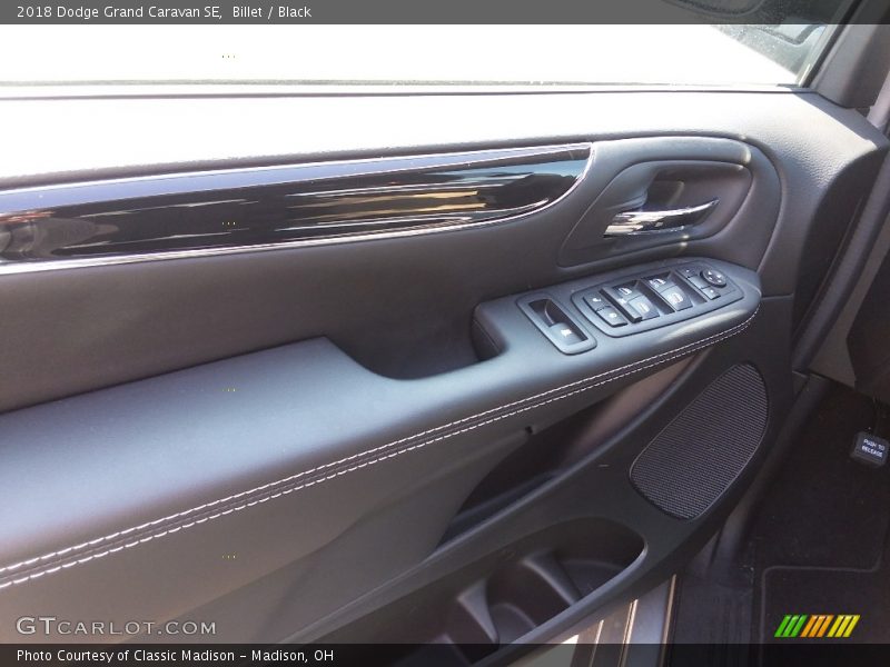 Billet / Black 2018 Dodge Grand Caravan SE