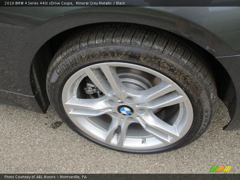 Mineral Grey Metallic / Black 2019 BMW 4 Series 440i xDrive Coupe
