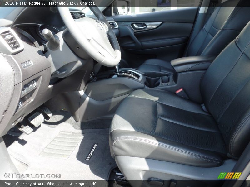 Magnetic Black / Charcoal 2016 Nissan Rogue SL