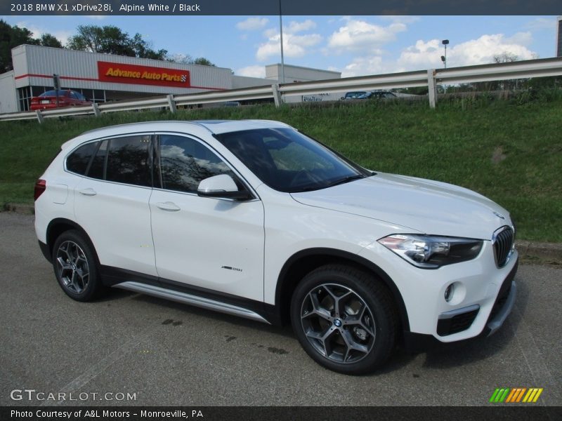 Alpine White / Black 2018 BMW X1 xDrive28i