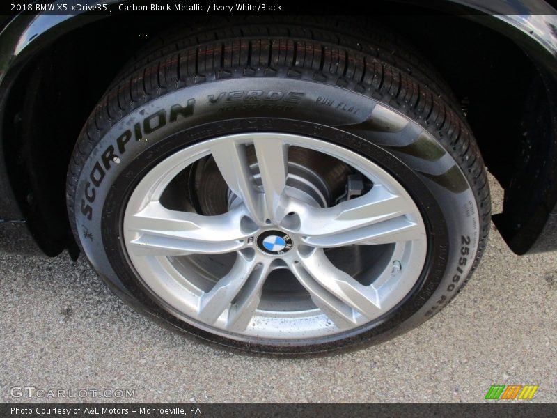 Carbon Black Metallic / Ivory White/Black 2018 BMW X5 xDrive35i