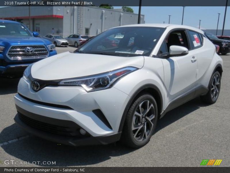 Blizzard White Pearl / Black 2018 Toyota C-HR XLE