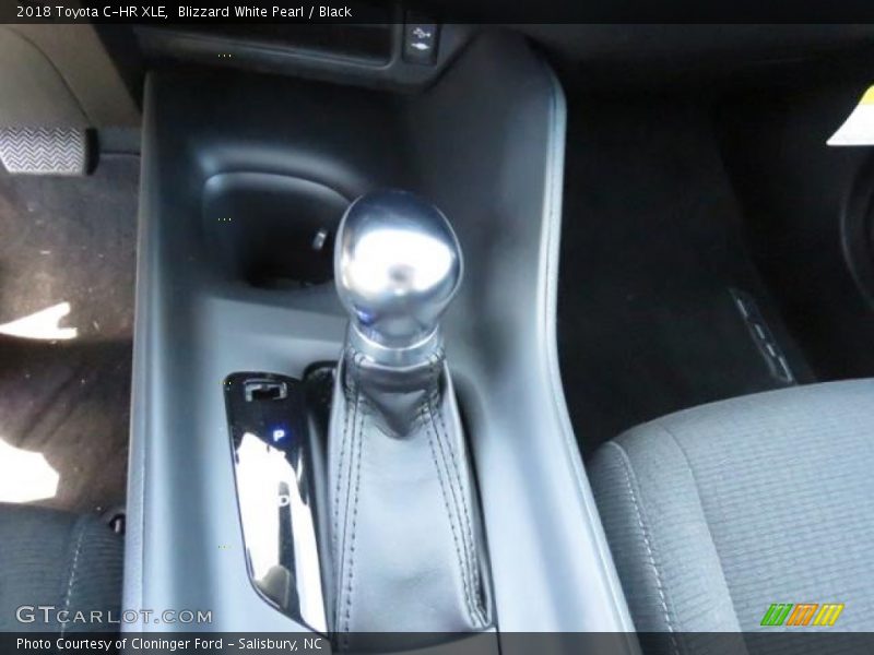 Blizzard White Pearl / Black 2018 Toyota C-HR XLE