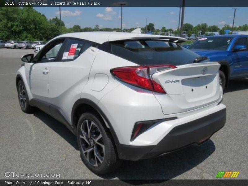 Blizzard White Pearl / Black 2018 Toyota C-HR XLE