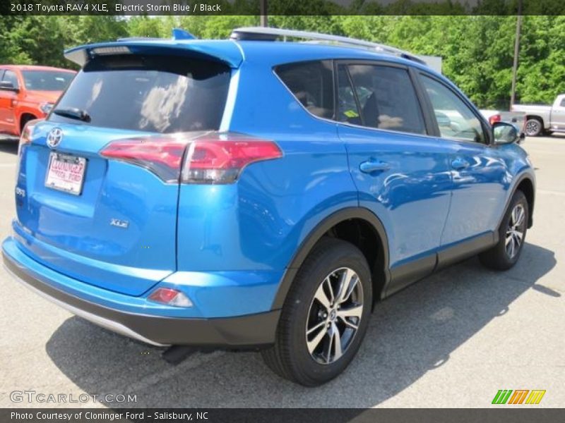 Electric Storm Blue / Black 2018 Toyota RAV4 XLE