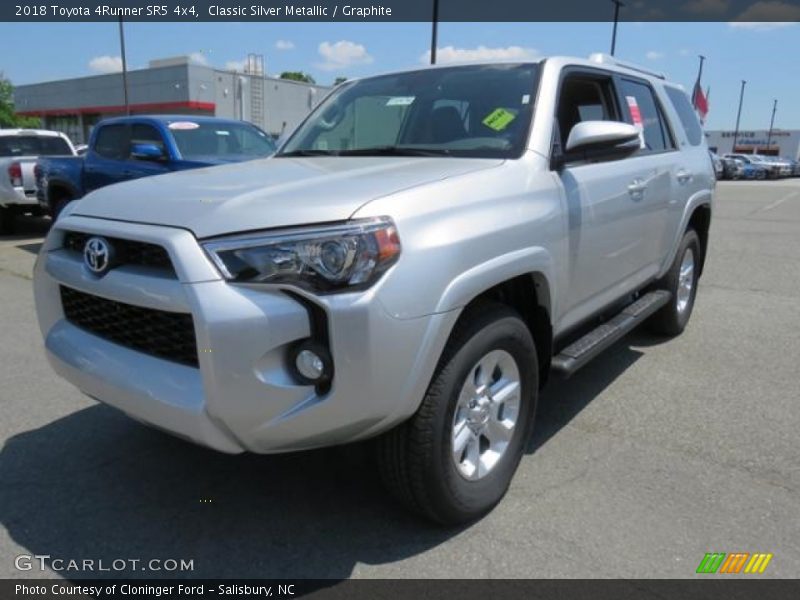 Classic Silver Metallic / Graphite 2018 Toyota 4Runner SR5 4x4