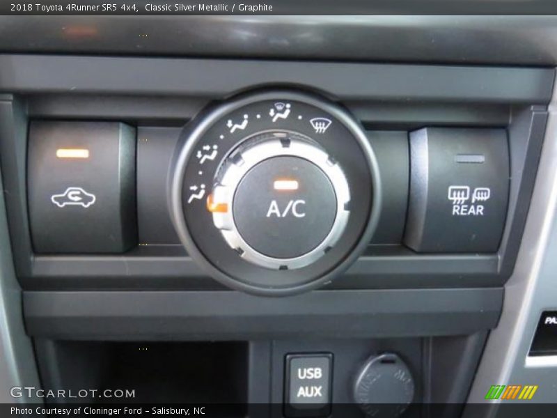 Classic Silver Metallic / Graphite 2018 Toyota 4Runner SR5 4x4