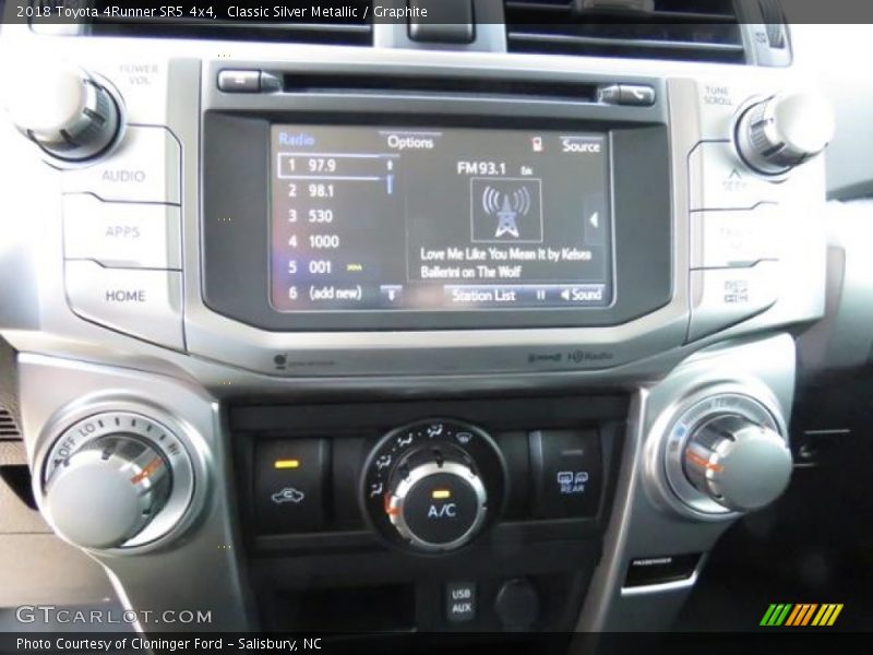 Classic Silver Metallic / Graphite 2018 Toyota 4Runner SR5 4x4