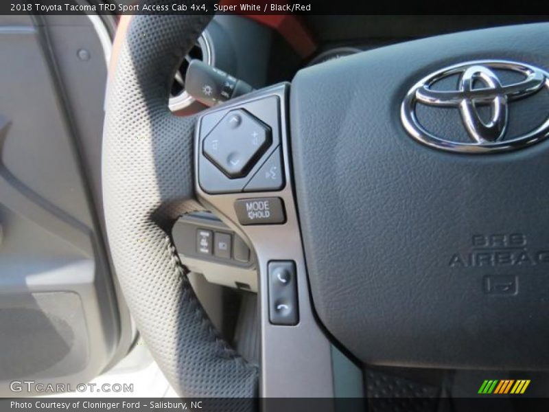 Super White / Black/Red 2018 Toyota Tacoma TRD Sport Access Cab 4x4
