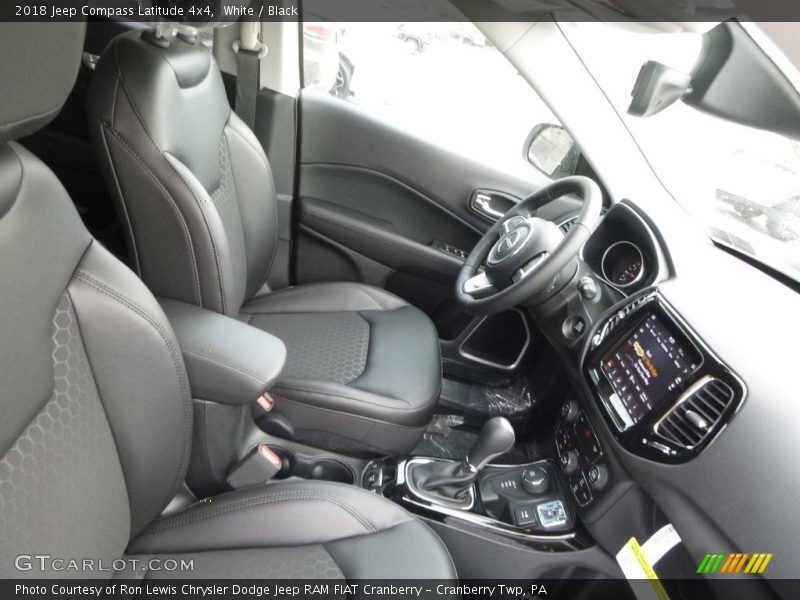 White / Black 2018 Jeep Compass Latitude 4x4