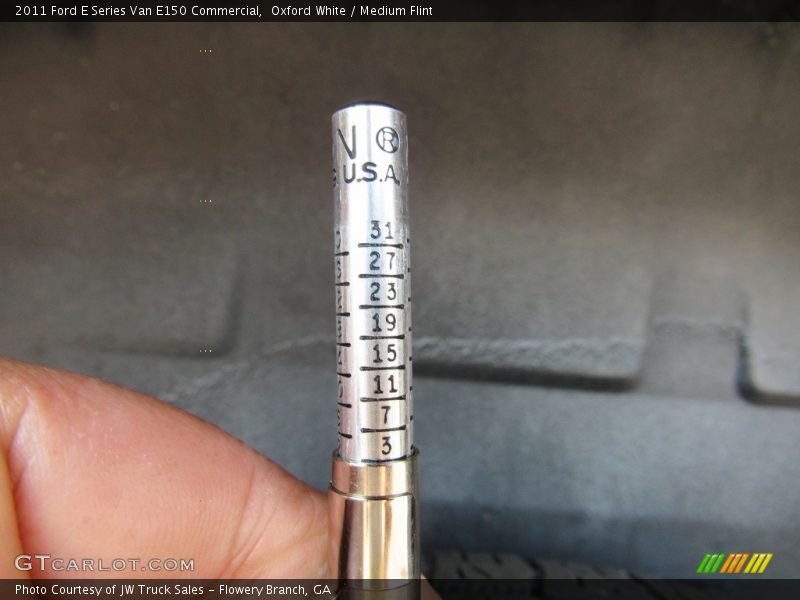 Oxford White / Medium Flint 2011 Ford E Series Van E150 Commercial