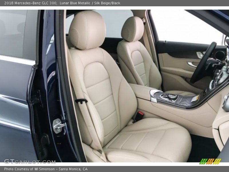 Lunar Blue Metallic / Silk Beige/Black 2018 Mercedes-Benz GLC 300