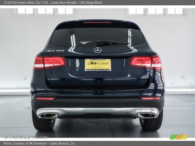 Lunar Blue Metallic / Silk Beige/Black 2018 Mercedes-Benz GLC 300