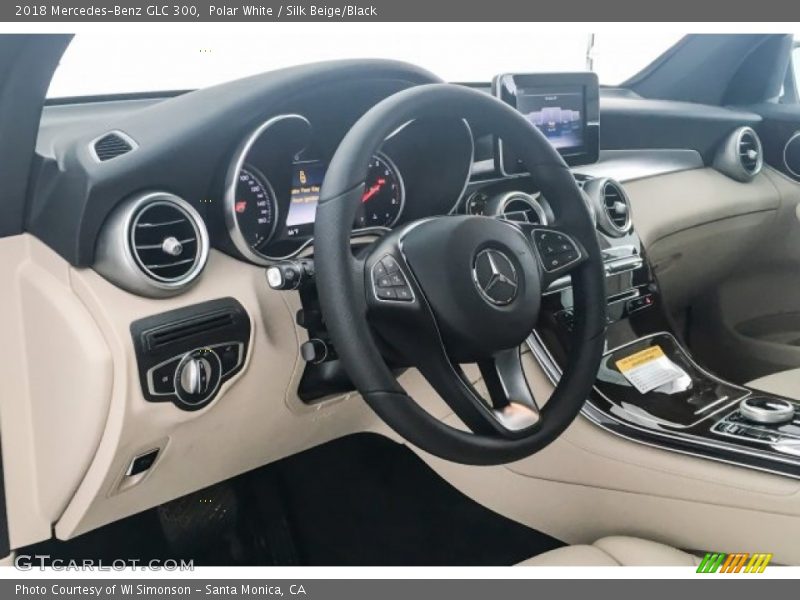 Polar White / Silk Beige/Black 2018 Mercedes-Benz GLC 300