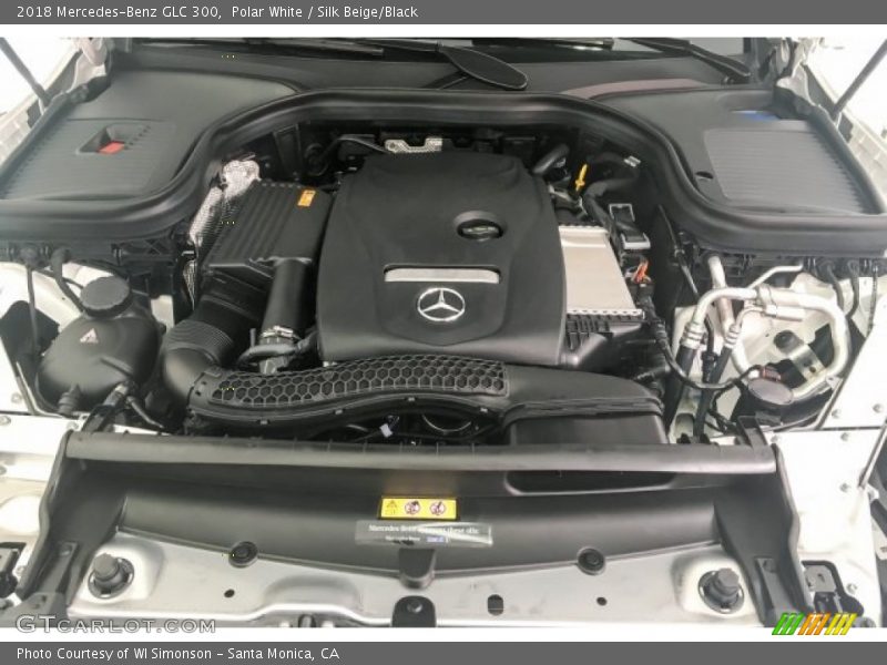 Polar White / Silk Beige/Black 2018 Mercedes-Benz GLC 300