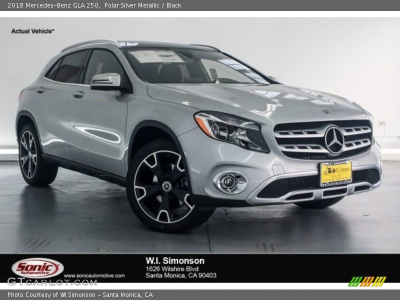 Polar Silver Metallic / Black 2018 Mercedes-Benz GLA 250
