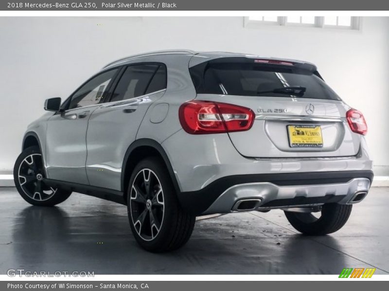 Polar Silver Metallic / Black 2018 Mercedes-Benz GLA 250