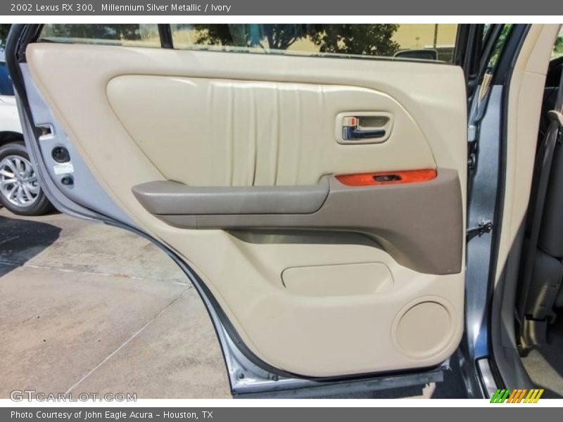 Millennium Silver Metallic / Ivory 2002 Lexus RX 300