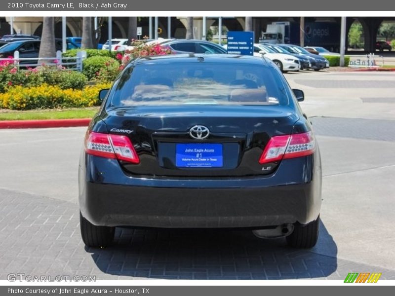 Black / Ash Gray 2010 Toyota Camry LE