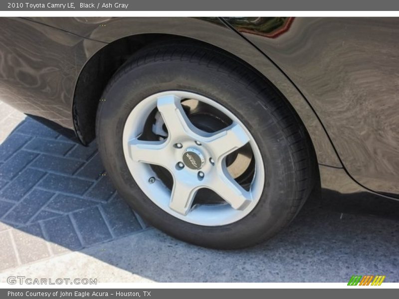 Black / Ash Gray 2010 Toyota Camry LE