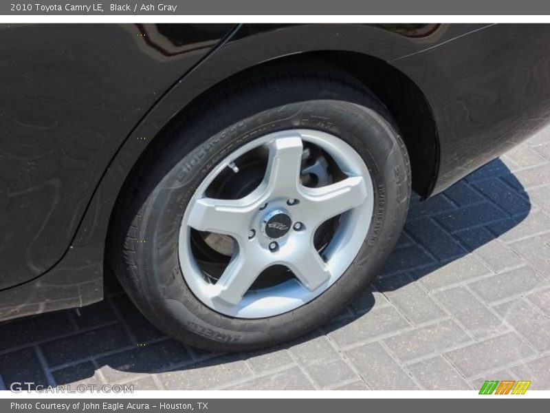 Black / Ash Gray 2010 Toyota Camry LE