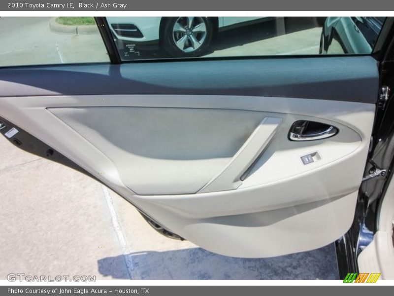 Black / Ash Gray 2010 Toyota Camry LE