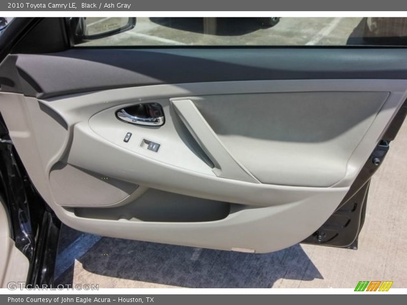 Black / Ash Gray 2010 Toyota Camry LE